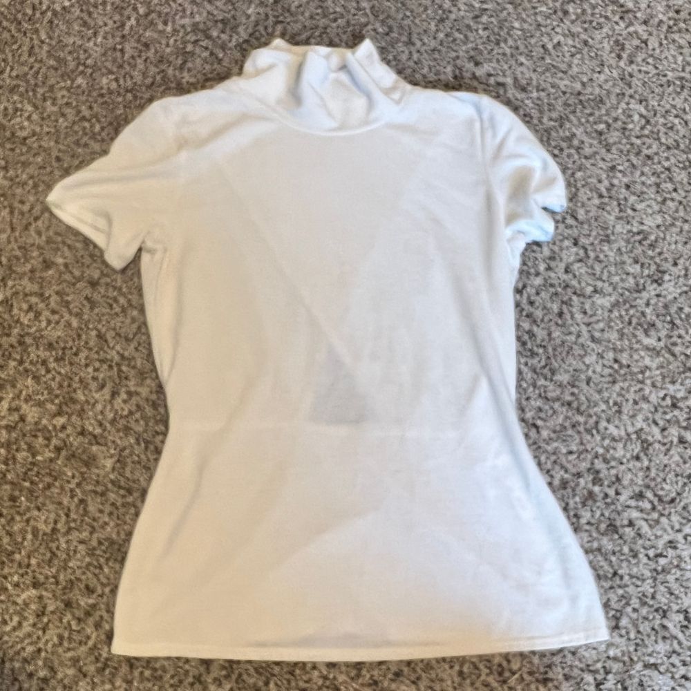 Rachel Roy White Ribbed Mock Neck Short Sleeve Top Classic Fitted Stretch Size S
